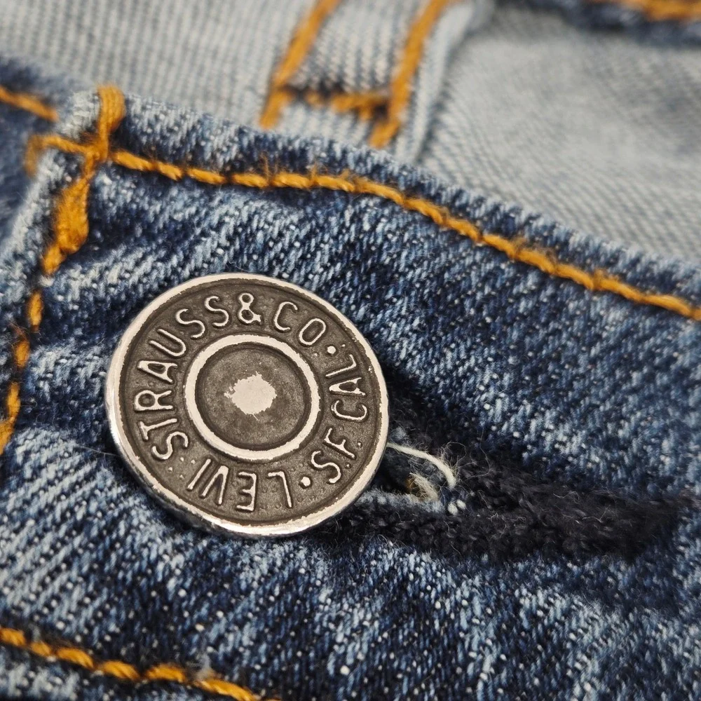 Levi's 559 Relaxed Straight Leg Jeans Dark Wash Size 38x30‎